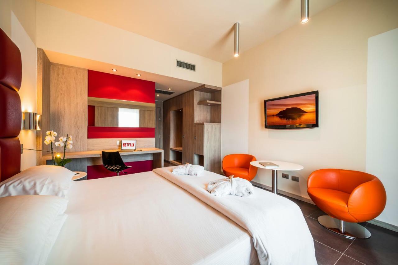 Jazz Hotel Olbia Esterno foto